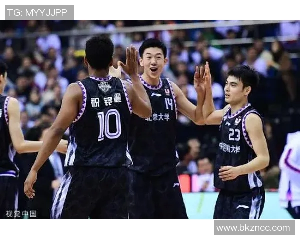 实时新闻上海篮球队技术变革引发热议探索新战术与球员培养模式的创新之路