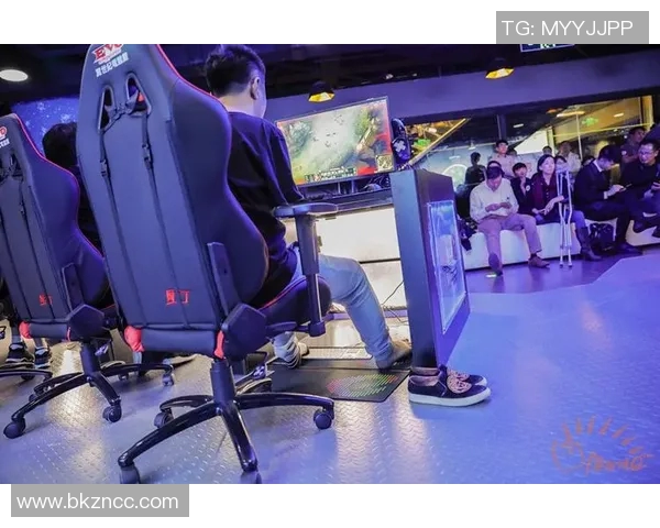 实时新闻刘伟专访从新手到职业选手的英雄联盟成长之路回顾